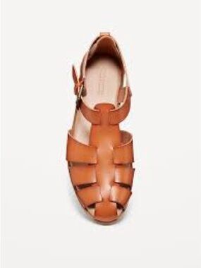 Old Navy Tan Brown Fisherman Sandals